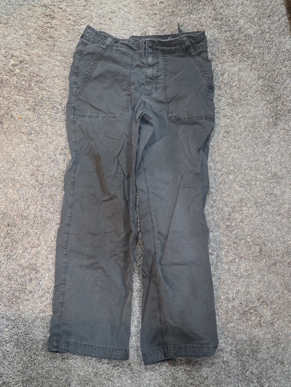 Womens American Eagle Cargo Work Pants in Charcoal Gray